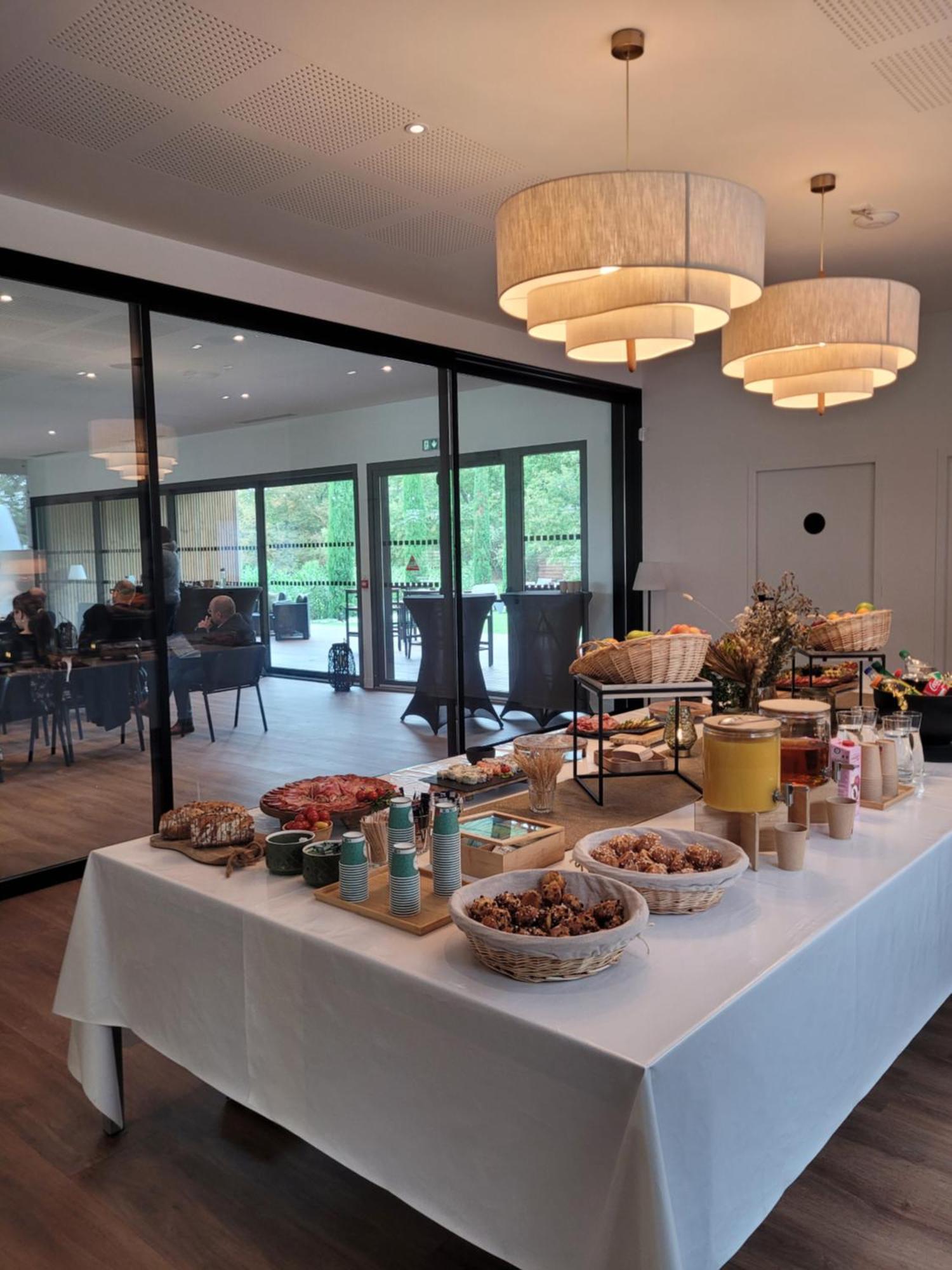 Hotel & Seminaire Le Patio Occitan - Toulouse Ouest - La Ramee Cugnaux Экстерьер фото