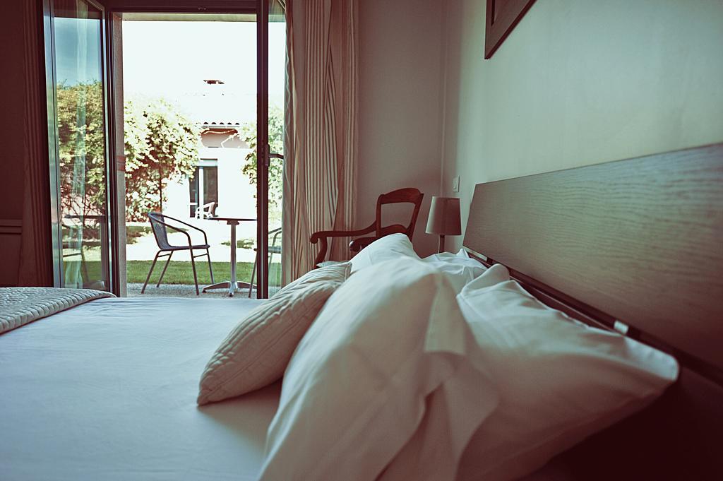 Hotel & Seminaire Le Patio Occitan - Toulouse Ouest - La Ramee Cugnaux Экстерьер фото