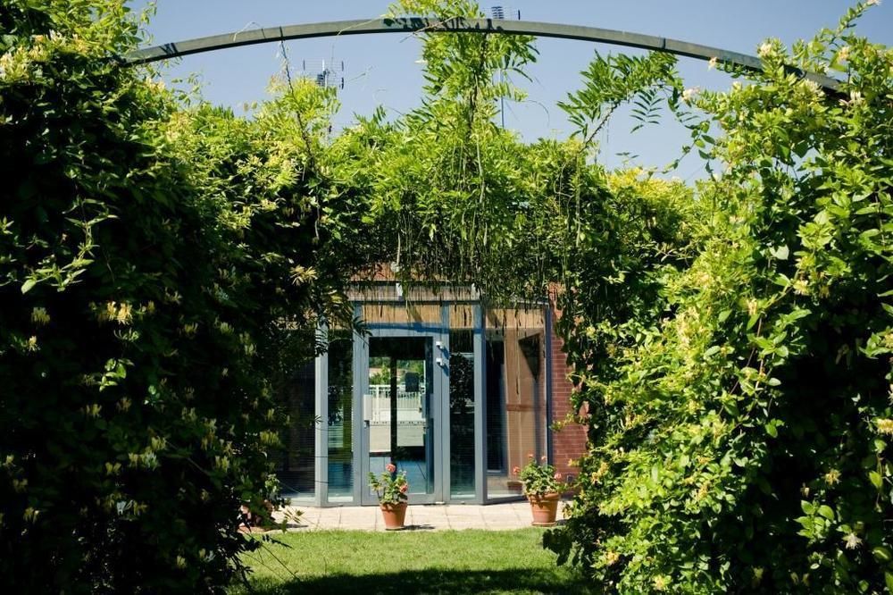 Hotel & Seminaire Le Patio Occitan - Toulouse Ouest - La Ramee Cugnaux Экстерьер фото